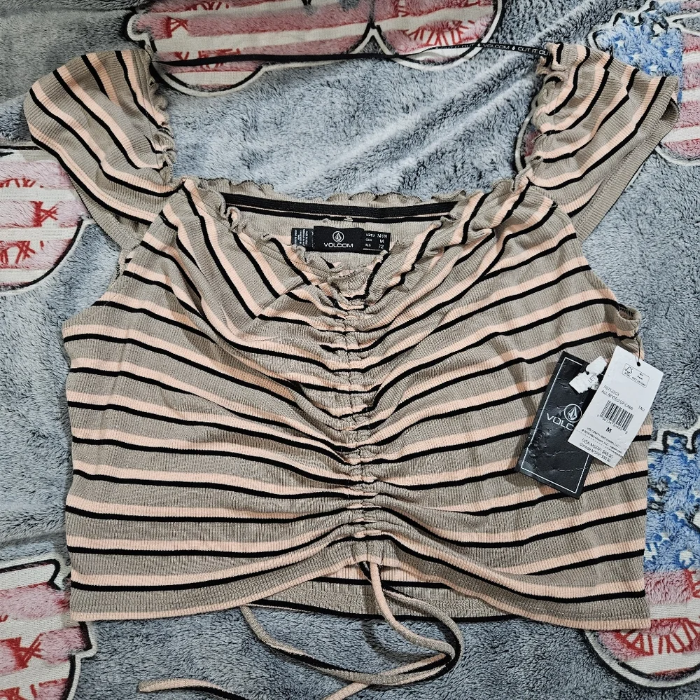 Volcom Stripe Ruched Top NWT - Picture 1 of 10